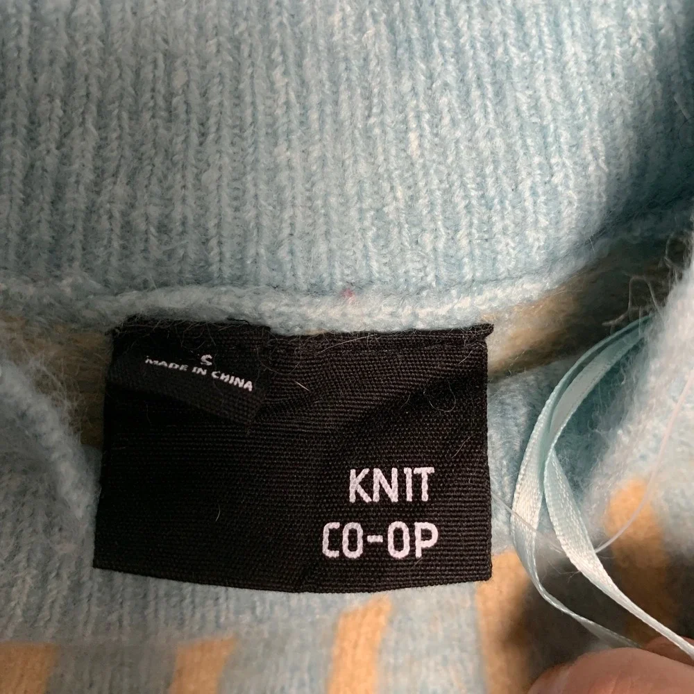 Knit-Coop knit coop